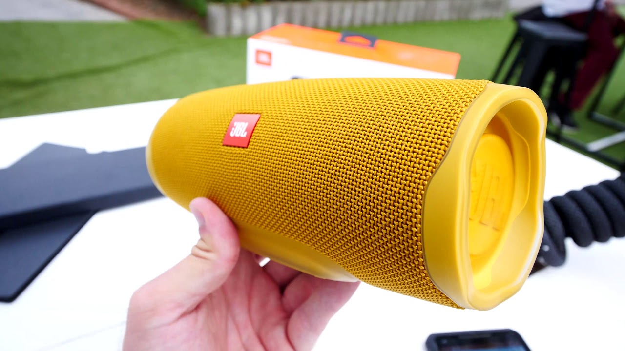 Колонка желтая. JBL charge 4 Yellow. JBL charge 4 Mustard Yellow. Колонка JBL желтая 2020. JBL charge k4.