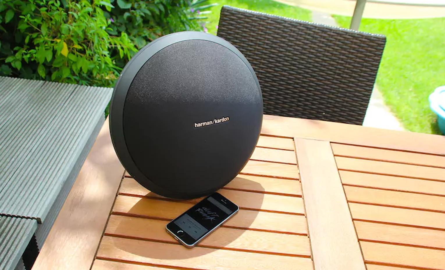 اسپیکر بلوتوثی Harman Kardon Onyx Studio