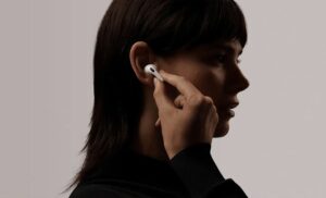 معرفی هدفون اپل | Apple AirPods (3rd generation)