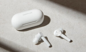 بررسی 5 هدفون برتر کلون AirPods 2021