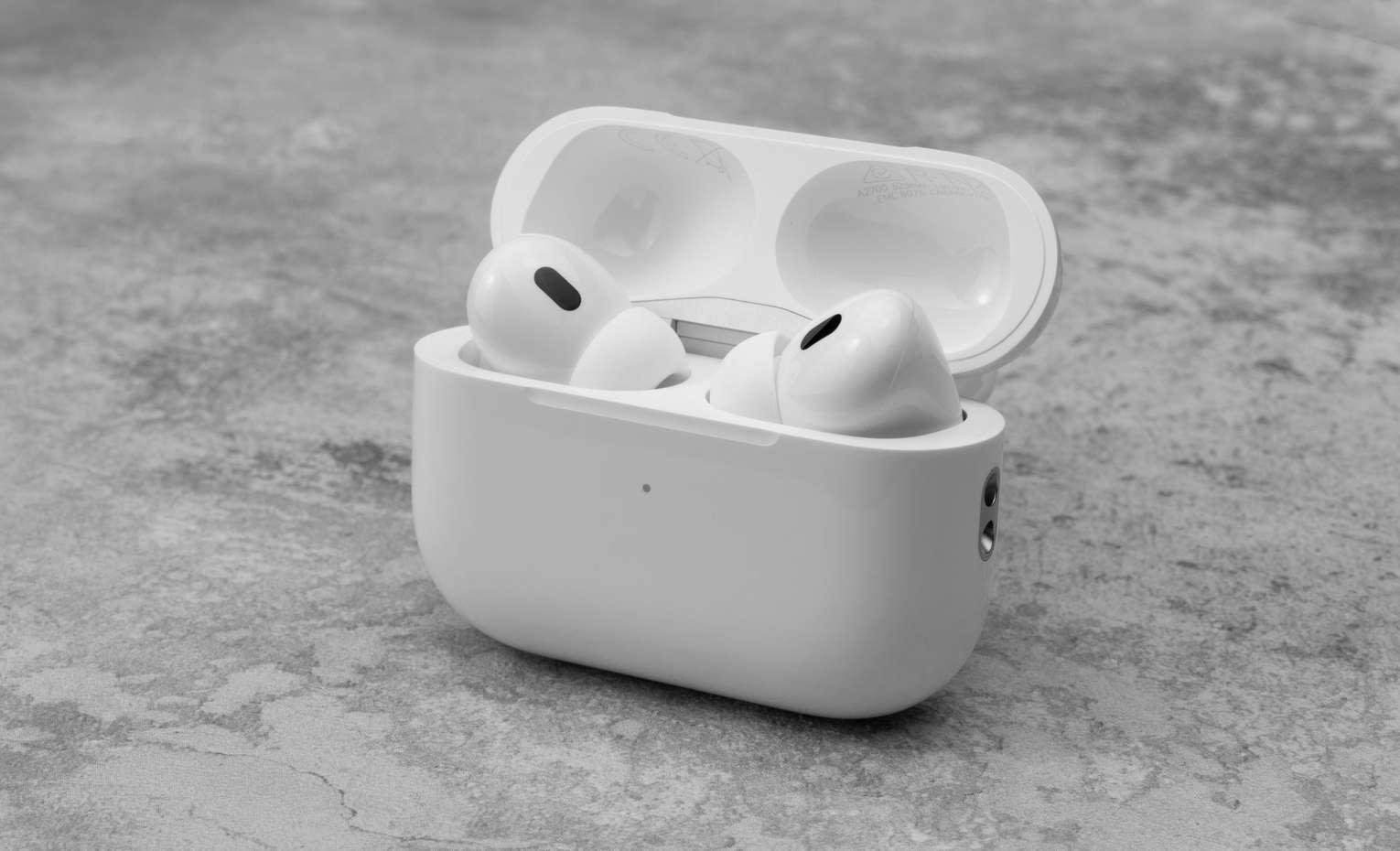 هندزفری بلوتوثی اپل AirPods Pro 2