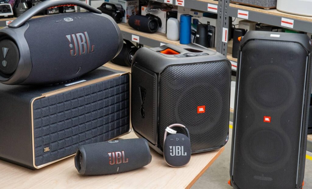 راهنمای خرید اسپیکر قابل حمل JBL