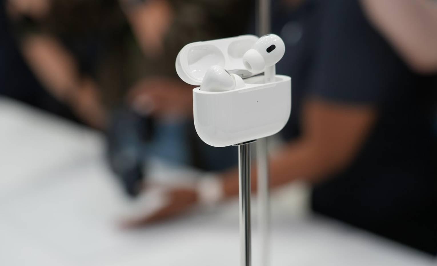 هندزفری بلوتوثی اپل AirPods 4