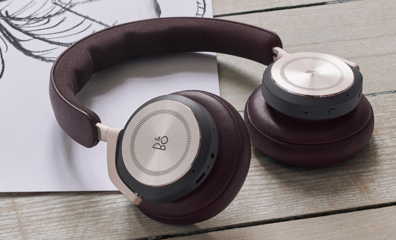 هدفون بنگ اند آلفسن مدل BEOPLAY HX