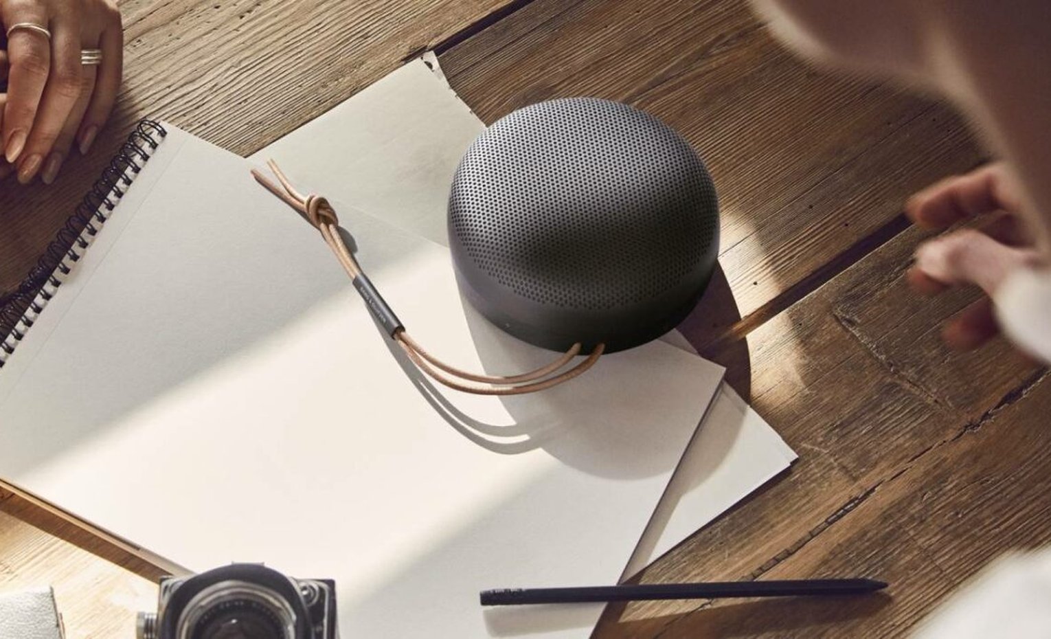 اسپیکر Bang & Olufsen BEOSOUND A1 (2nd Gen)