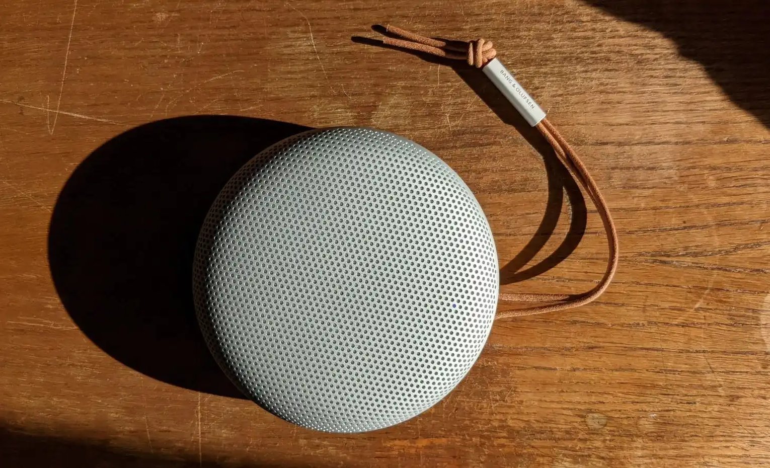 اسپیکر بلوتوثی BEOSOUND A1 