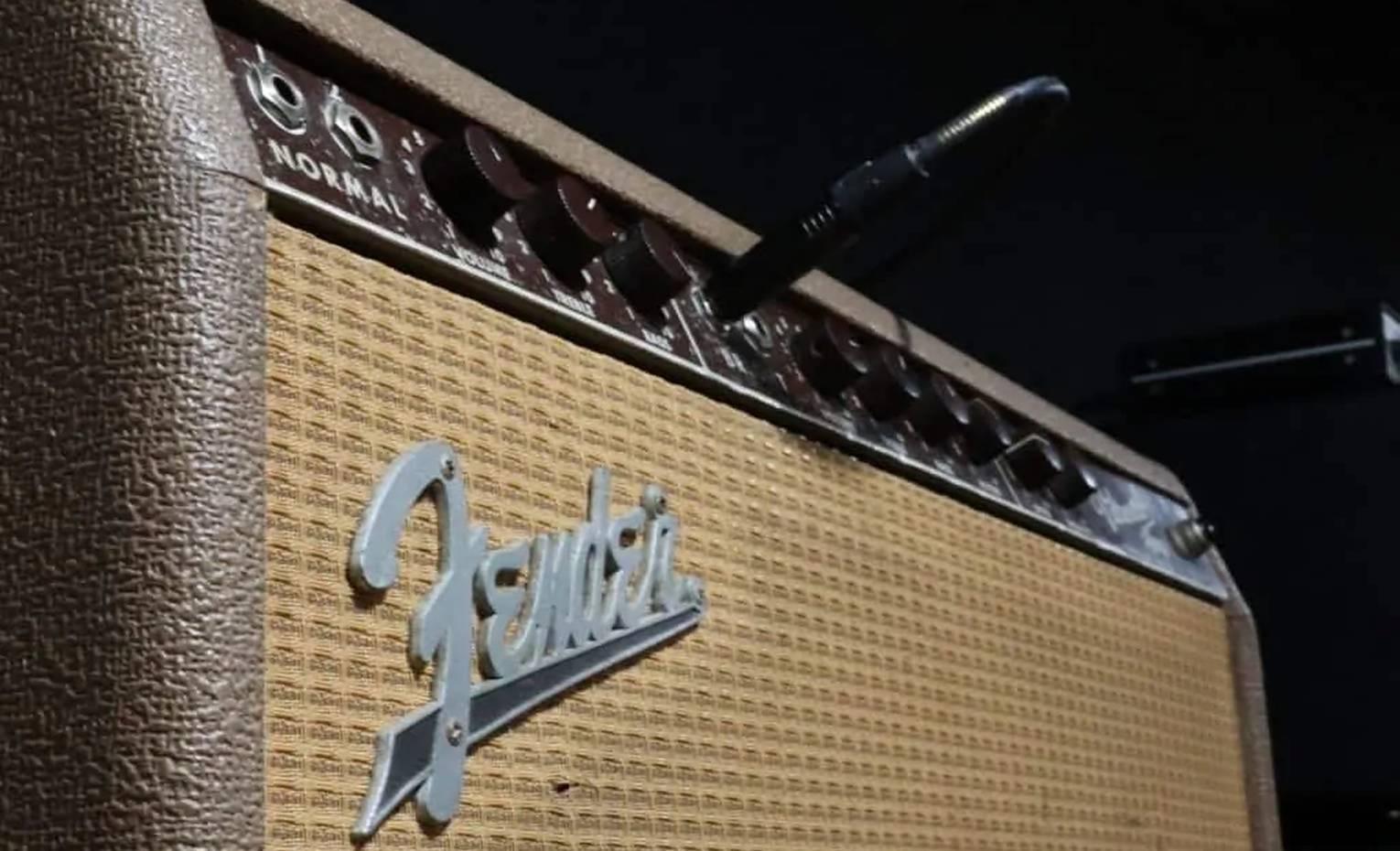 بررسی آمپلی‌ فایر Fender Mustang LT25