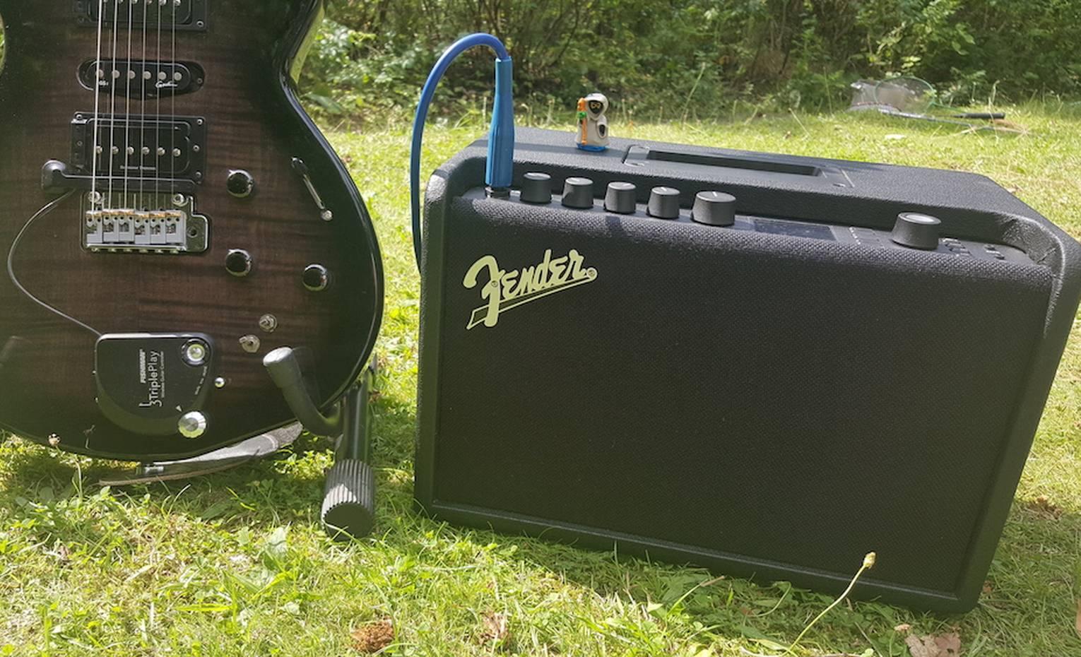 بررسی آمپلی‌ فایر Fender Mustang LT25