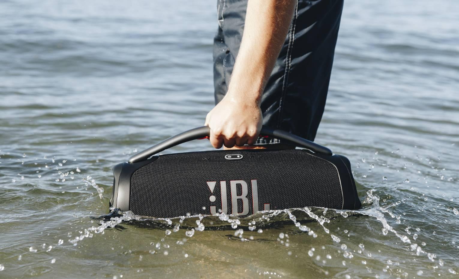 مقایسه اسپیکر JBL مدل Boombox3 و PartyBox 110