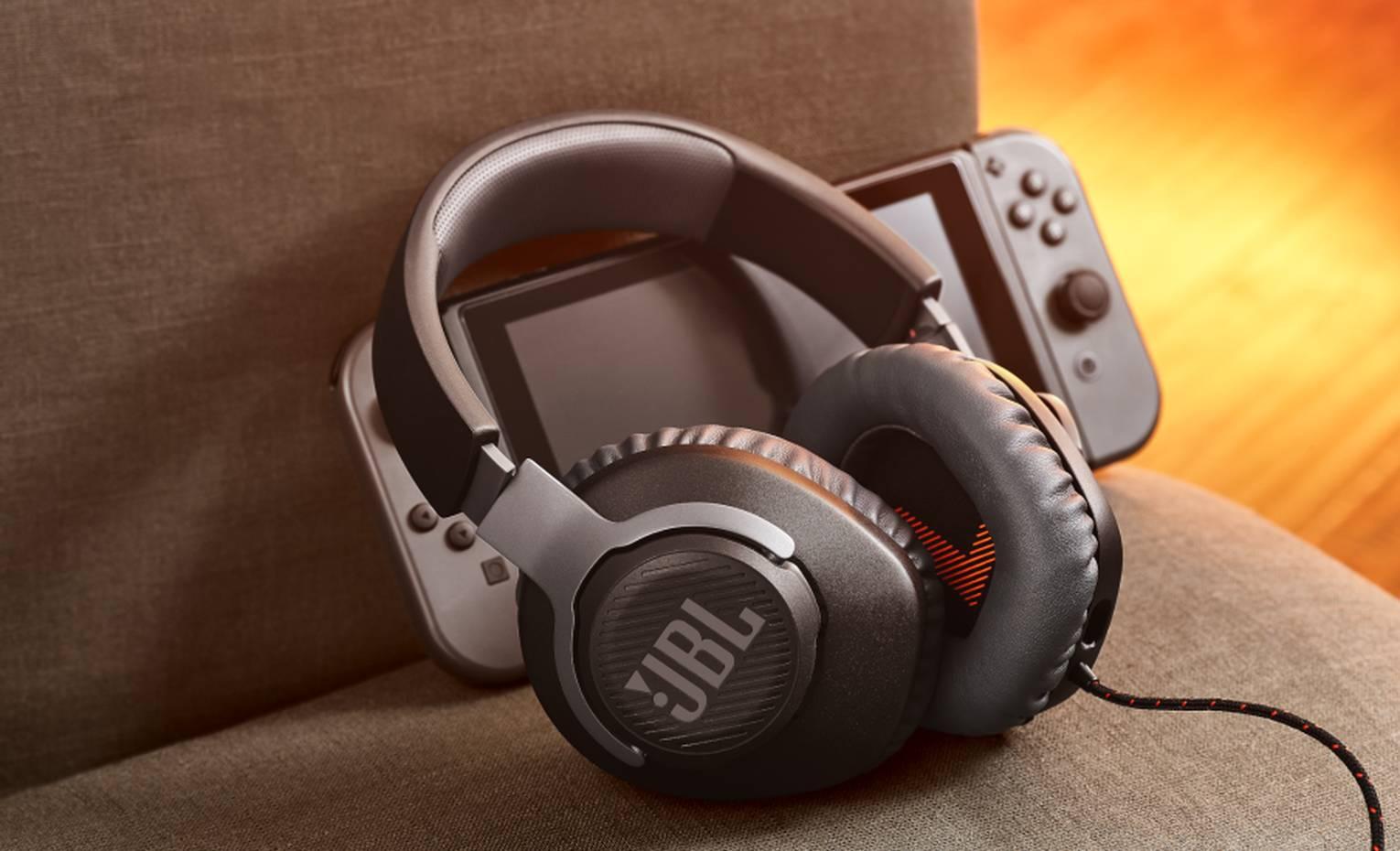 هدفون JBL Quantum 100M2