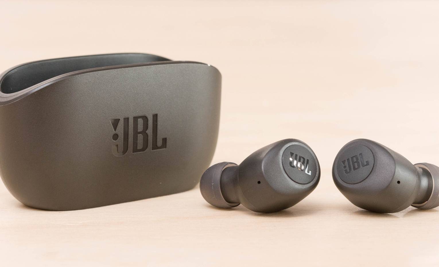 مقایسه هندزفری JBL Wave 100TWS و سونی WF-C500