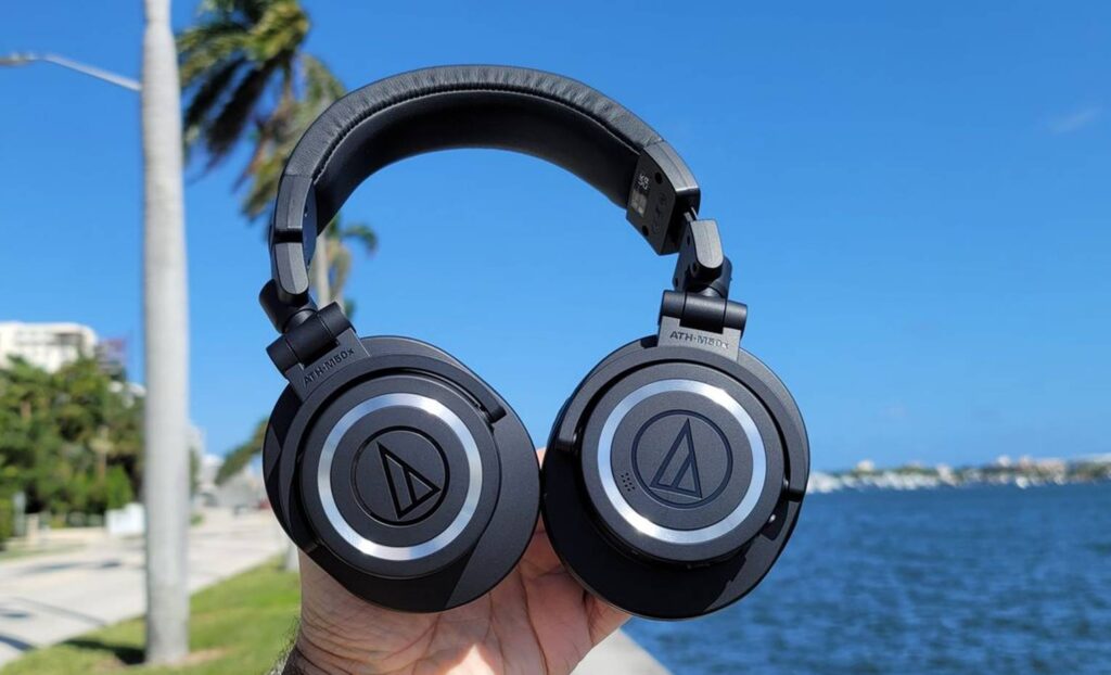 بررسی هدفون Audio-Technica ATH-M50xBT2