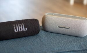 مقایسه اسپیکر JBL Flip 6 با HK Luna