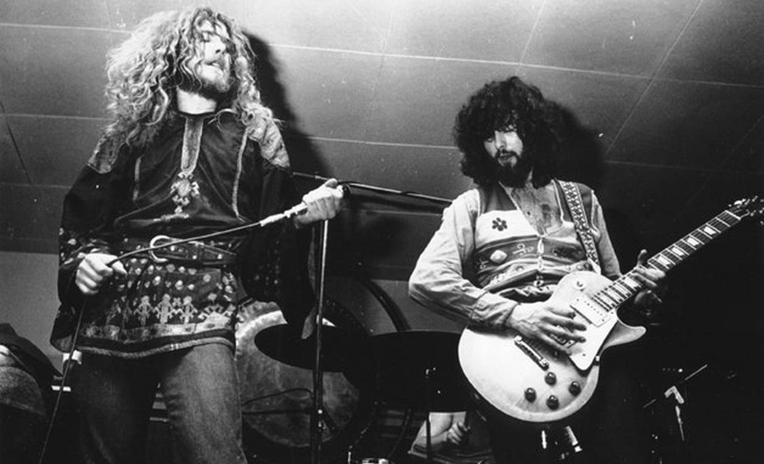 داستان موسیقی پلکانی به سوی بهشت از led zeppelin