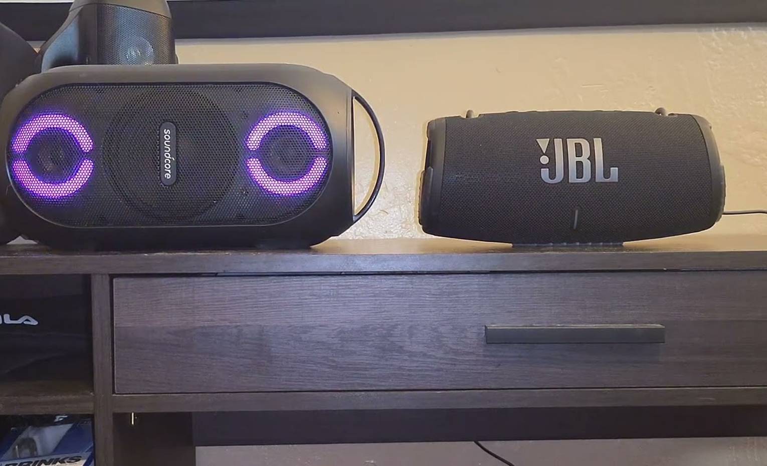 مقایسه Soundcore Rave Party 2 با JBL xtreme 3