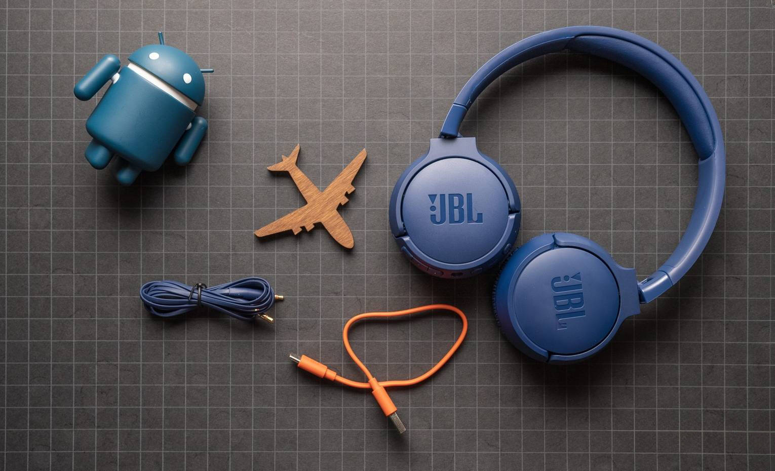 راهنمای استفاده از هدفون JBL Tune 670nc